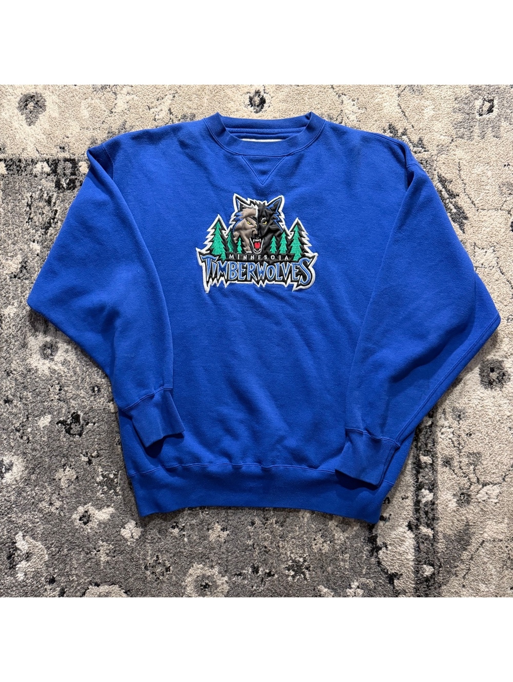 Vintage NBA Minnesota Timberwolves Blue Sweater crew